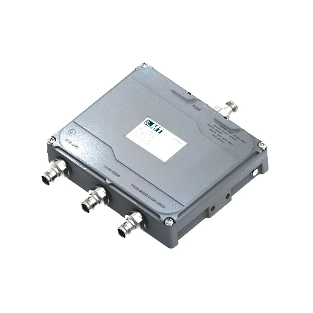 Outdoor Triple-band Combiner 698 - 3800 MHz