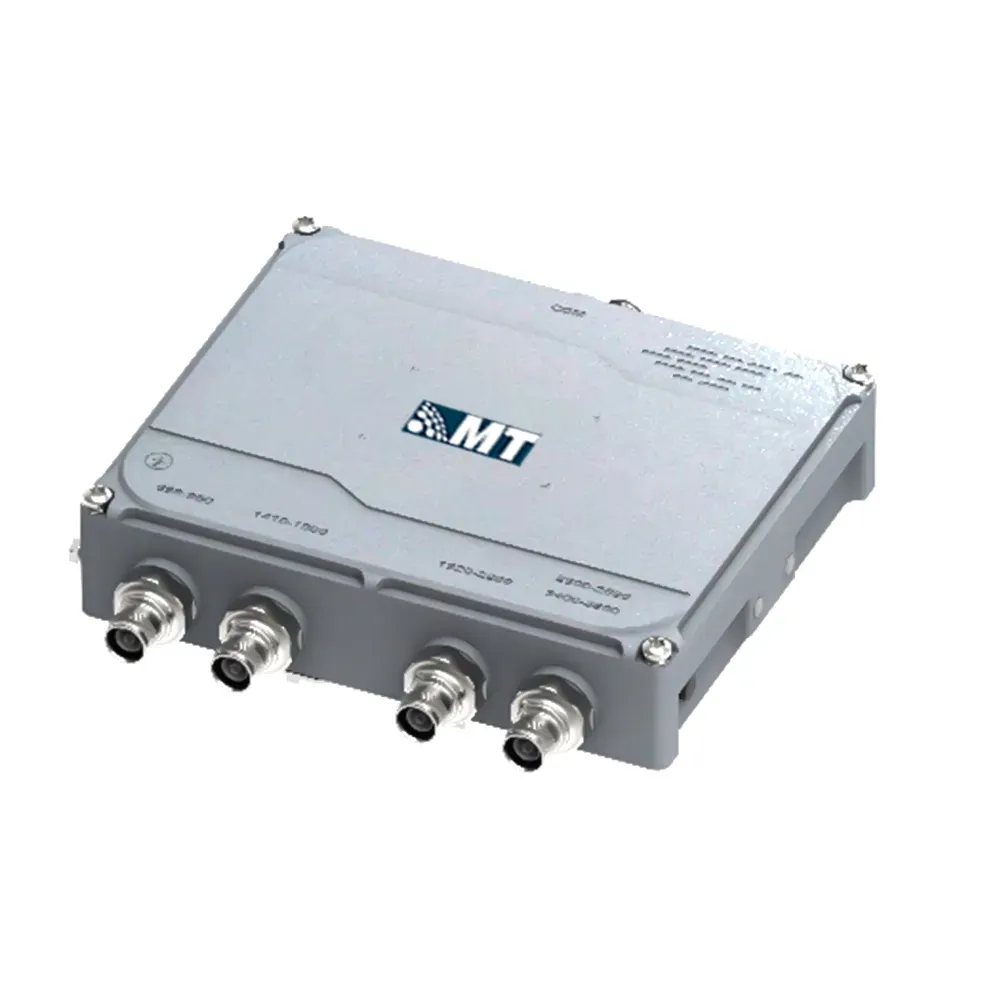 Outdoor Quad-band Combiner 698 - 3800 MHz